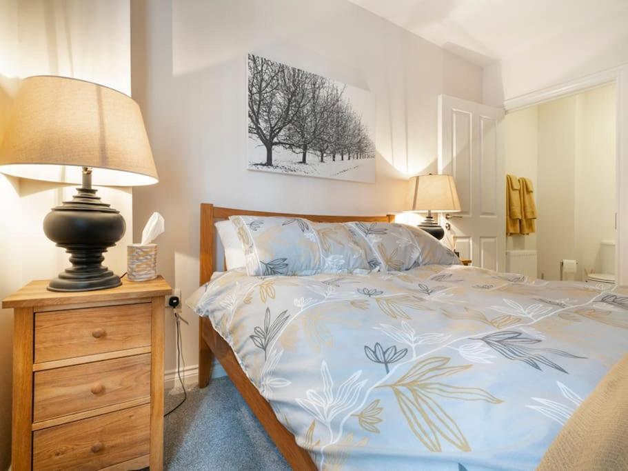 Stunning In Cathedral Quarter Apartment *