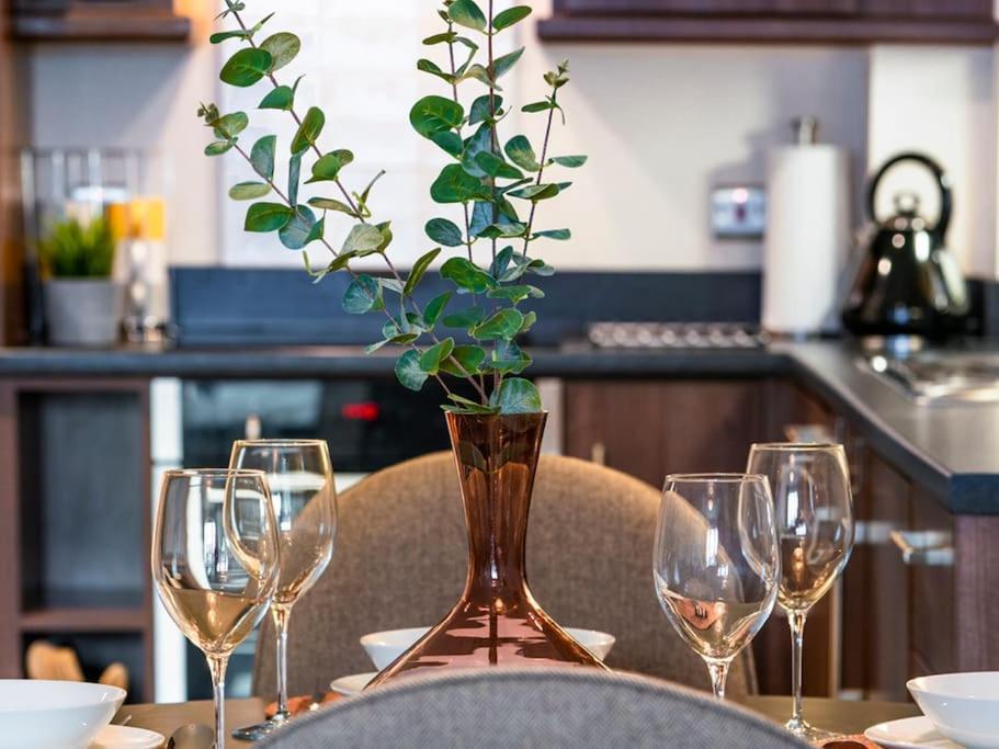 Stunning In Cathedral Quarter Apartment Belfast